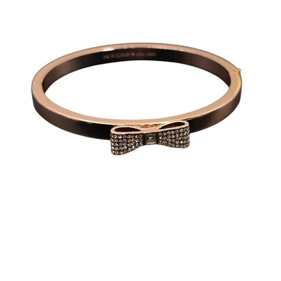 Kate Spade New York Ready Set Bow Bangle Hinged Bracelet (Clear/ Rose Gold) - Picture 2 of 11